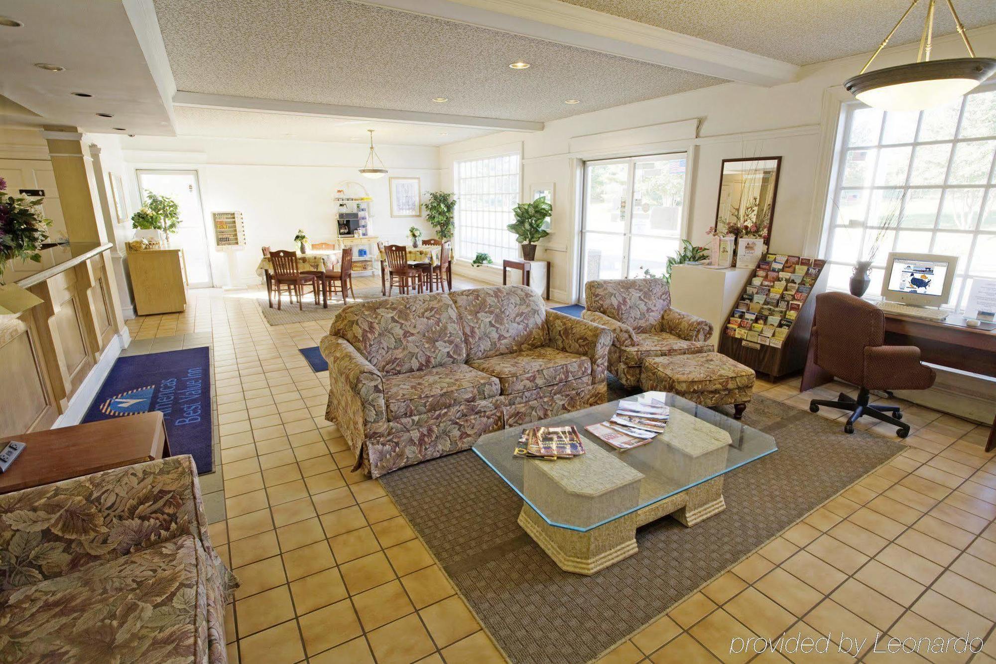 Americas Best Value Inn Richmond Bellwood Interior foto