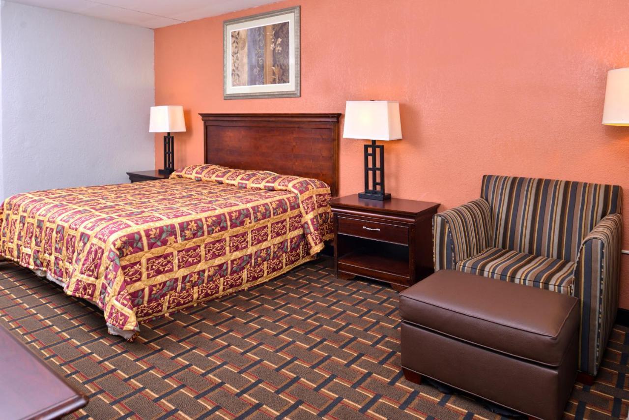 Americas Best Value Inn Richmond Bellwood Exterior foto